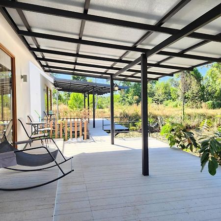 The Duck Cafe And Resort Trat Eksteriør bilde